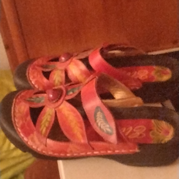 Elite Mules - Picture 5 of 7